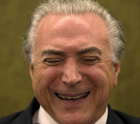 Temer (PMDB)  cancela 469 mil benefícios do Bolsa Família e bloqueia 667 mil